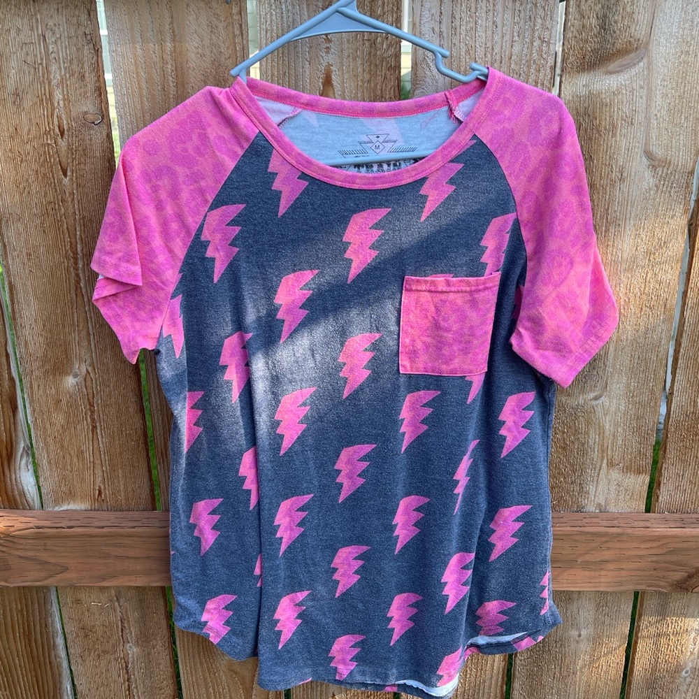 Lightning Pocket Tee